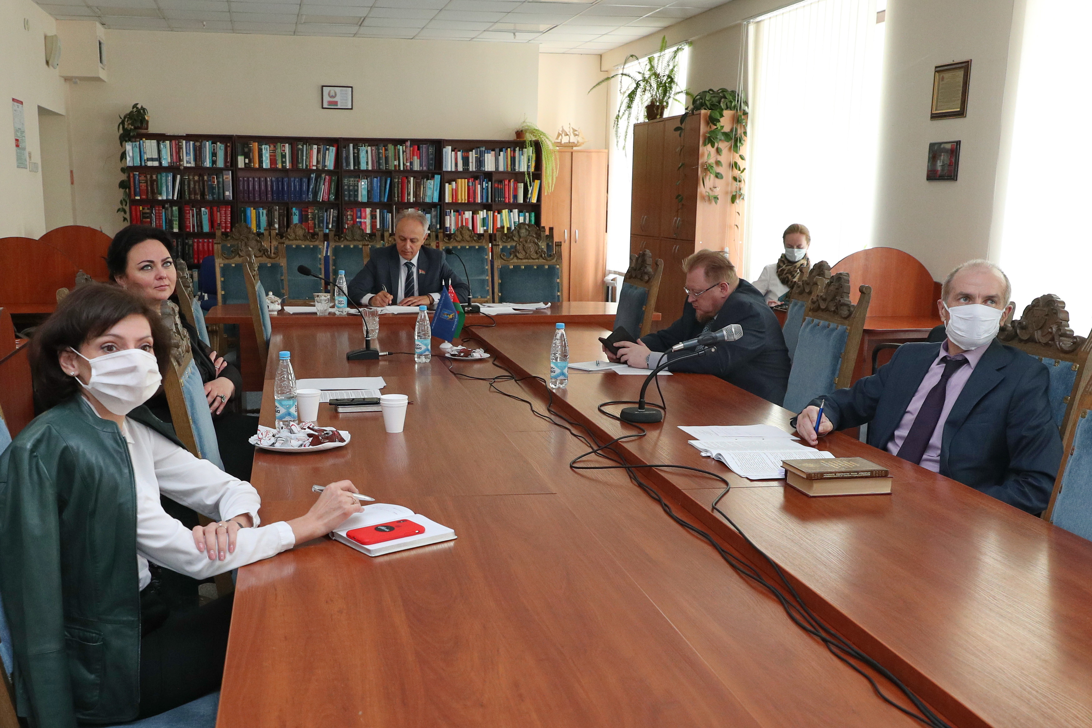 Состоялся круглый стол, посвященный первым результатам реализации Закона Республики Беларусь «О нормативных правовых актах»