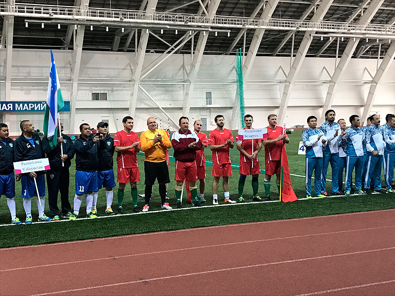Футбольная команда белорусских адвокатов признана лучшей среди иностранных участников  открытого чемпионата России по мини-футболу