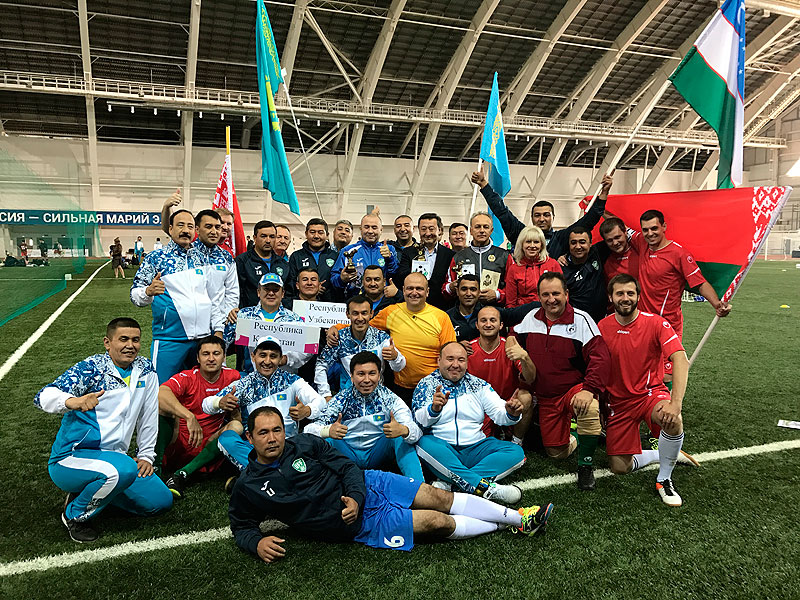 Футбольная команда белорусских адвокатов признана лучшей среди иностранных участников  открытого чемпионата России по мини-футболу