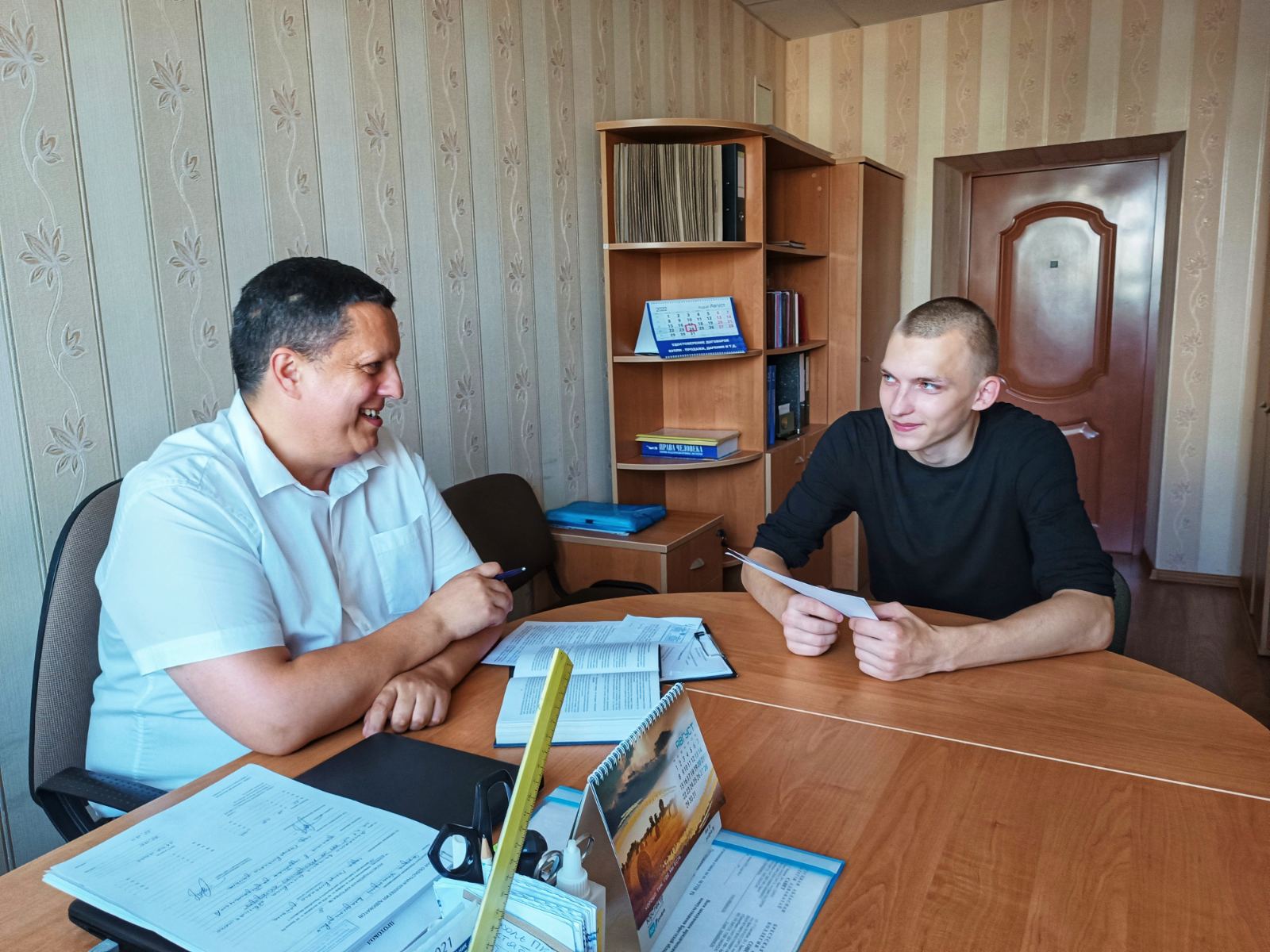 Белорусские адвокаты бесплатно консультируют сегодня  молодежь 