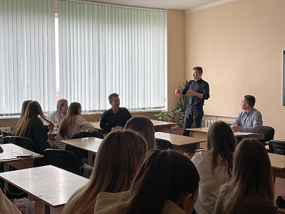 Диалоги со студентами о своей профессии организовали Брестские адвокаты 
